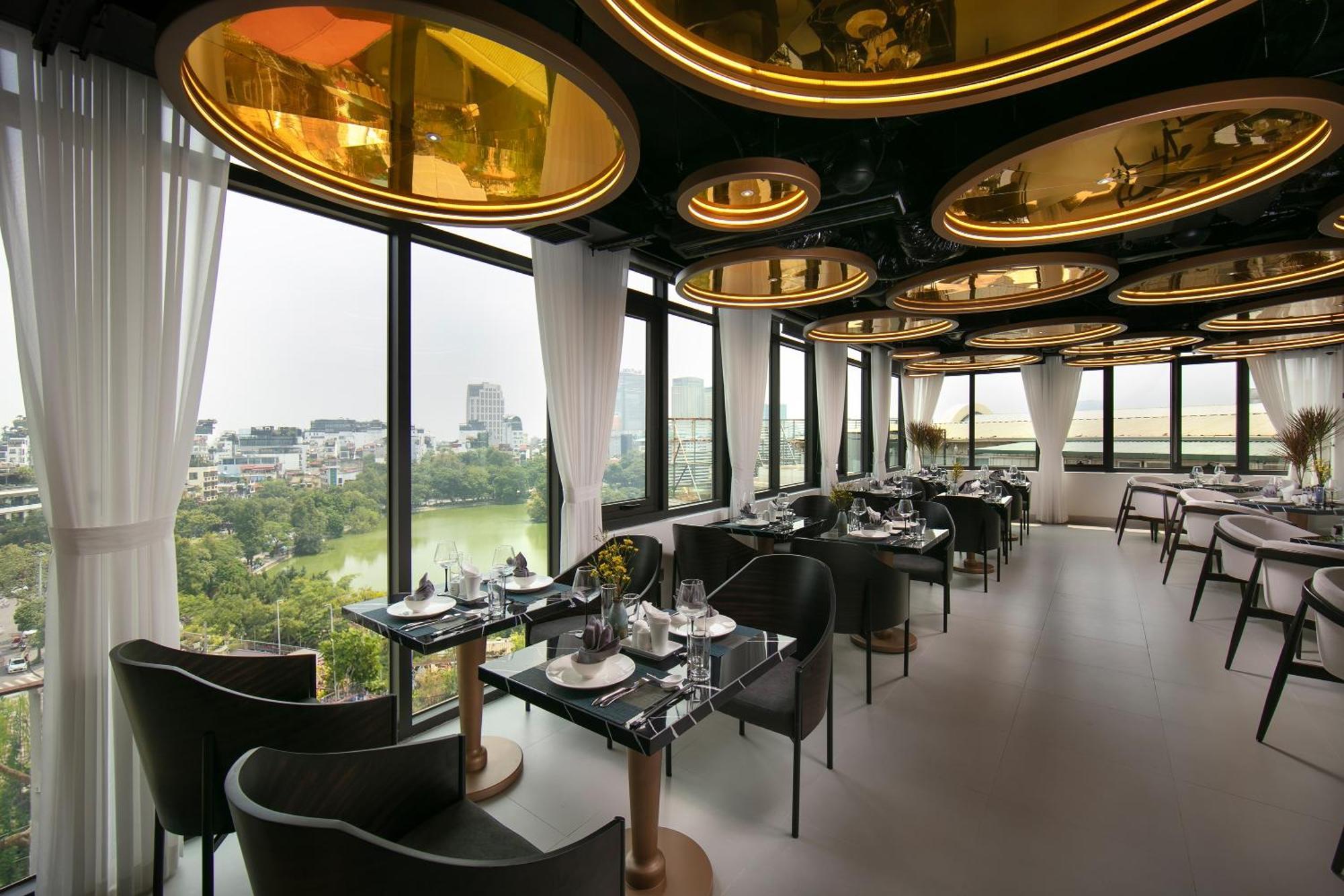 Le Premier Hotel & Rooftop Bar ฮานอย ภายนอก รูปภาพ
