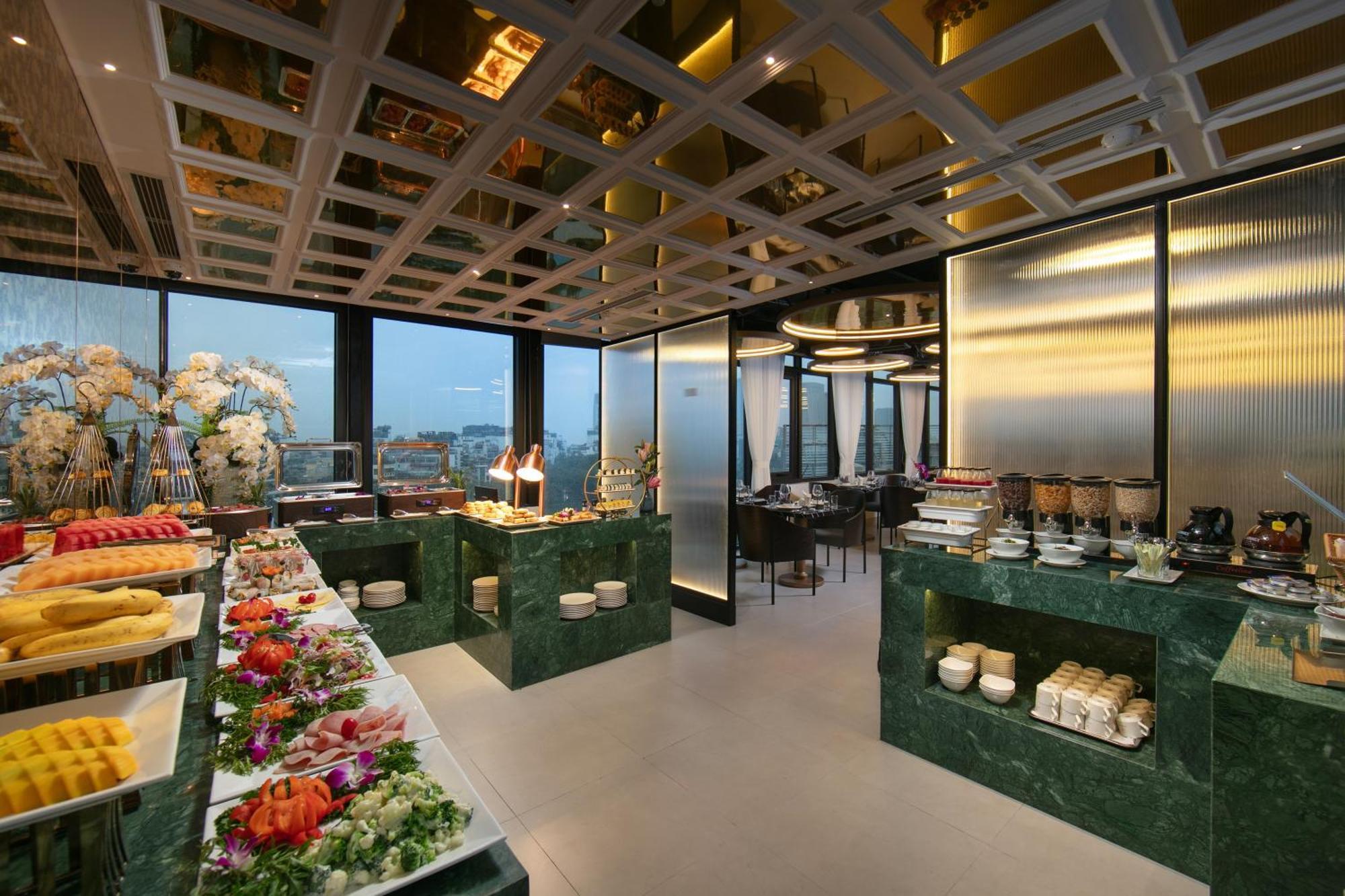 Le Premier Hotel & Rooftop Bar ฮานอย ภายนอก รูปภาพ