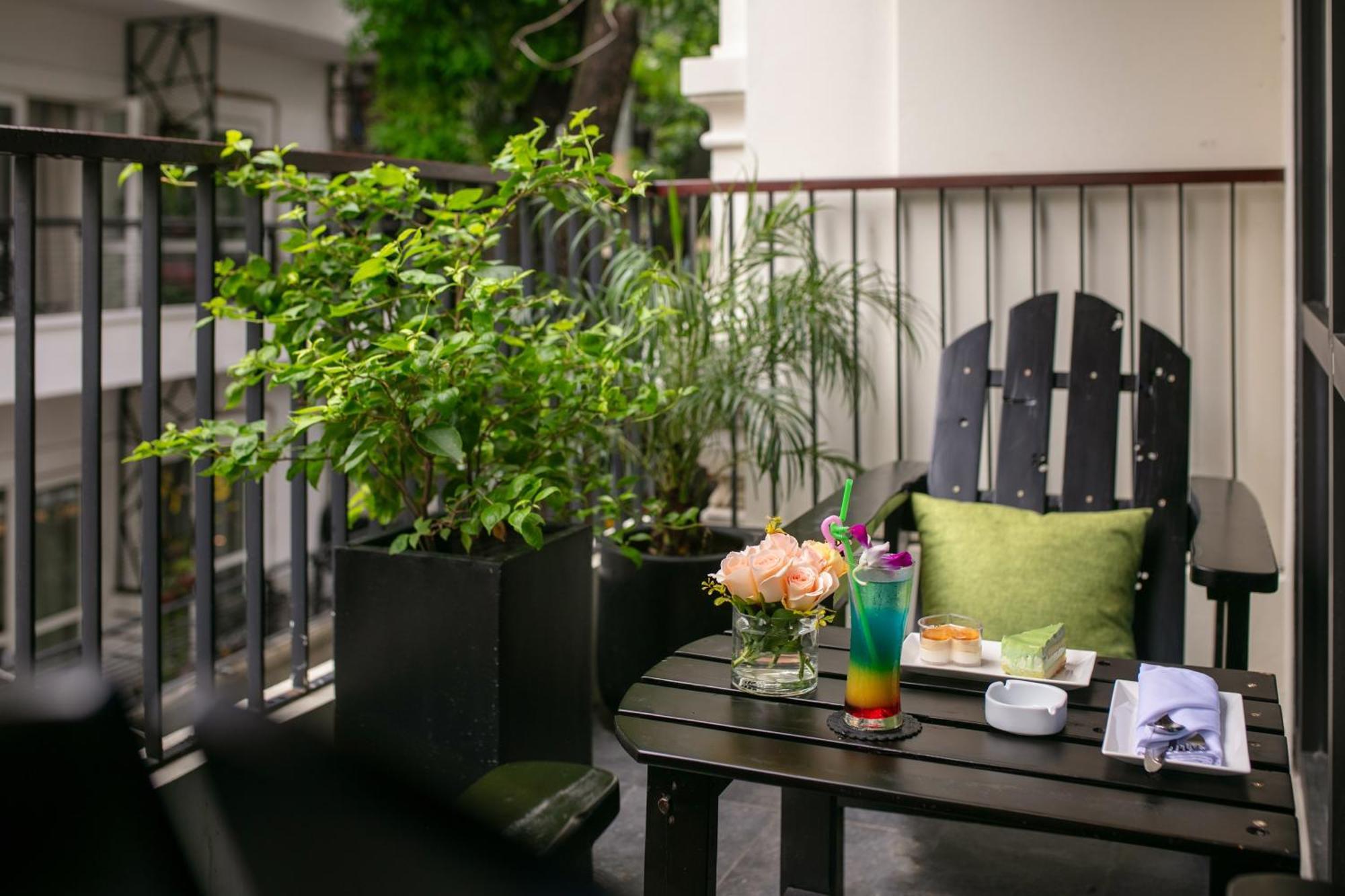 Le Premier Hotel & Rooftop Bar ฮานอย ภายนอก รูปภาพ