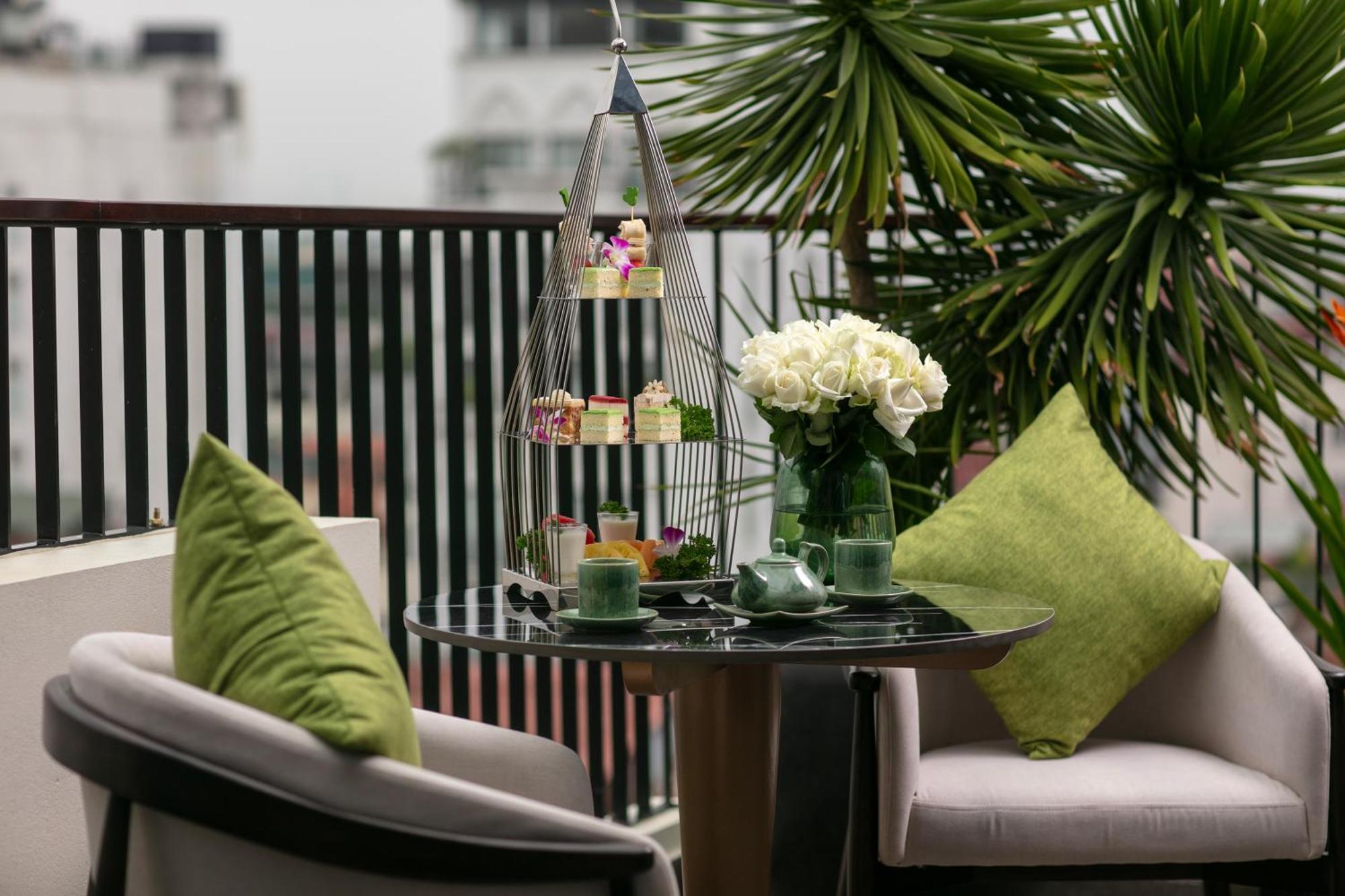 Le Premier Hotel & Rooftop Bar ฮานอย ภายนอก รูปภาพ